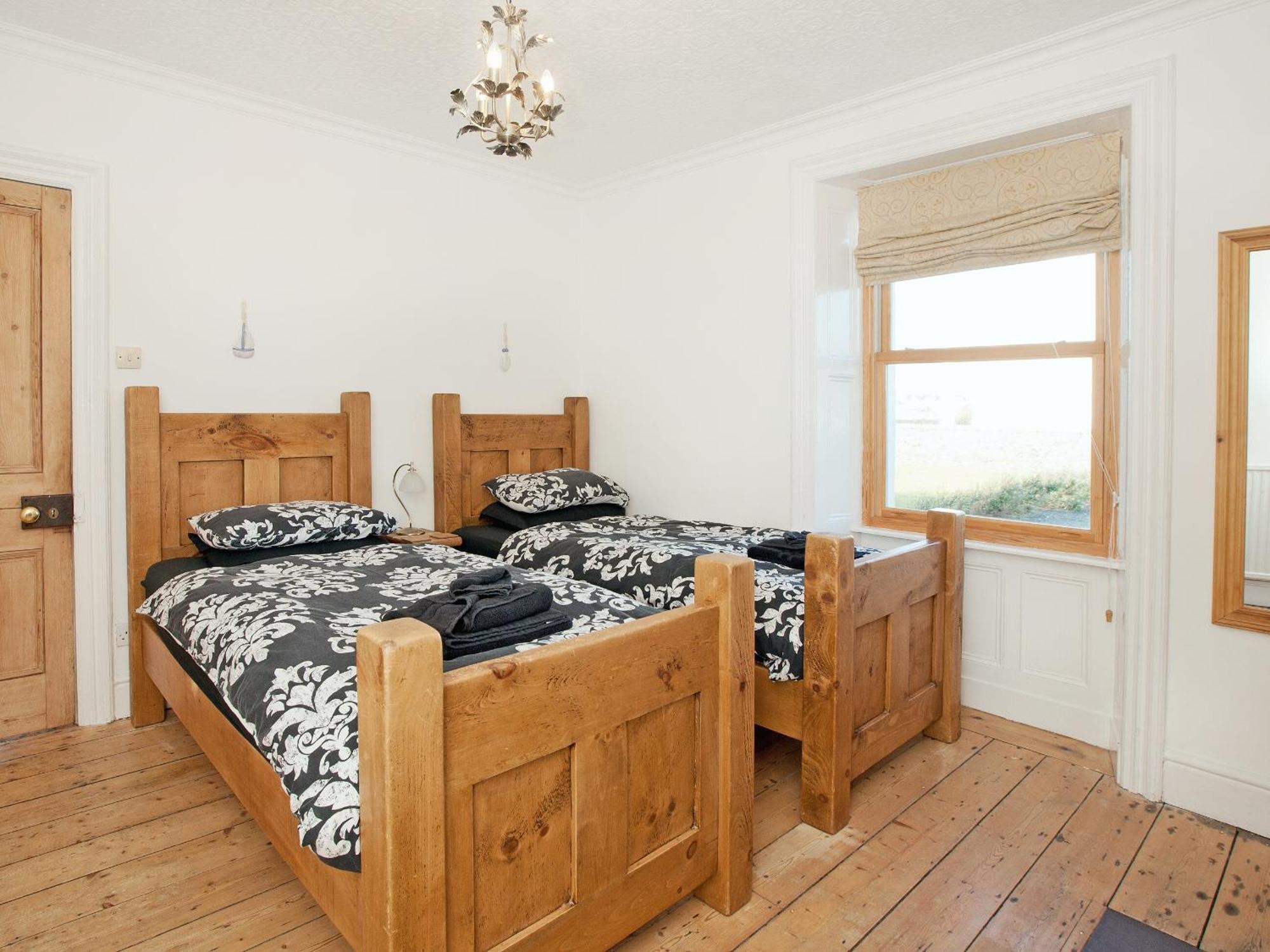 Villa Glan Y Mor 1 à Trearddur Extérieur photo